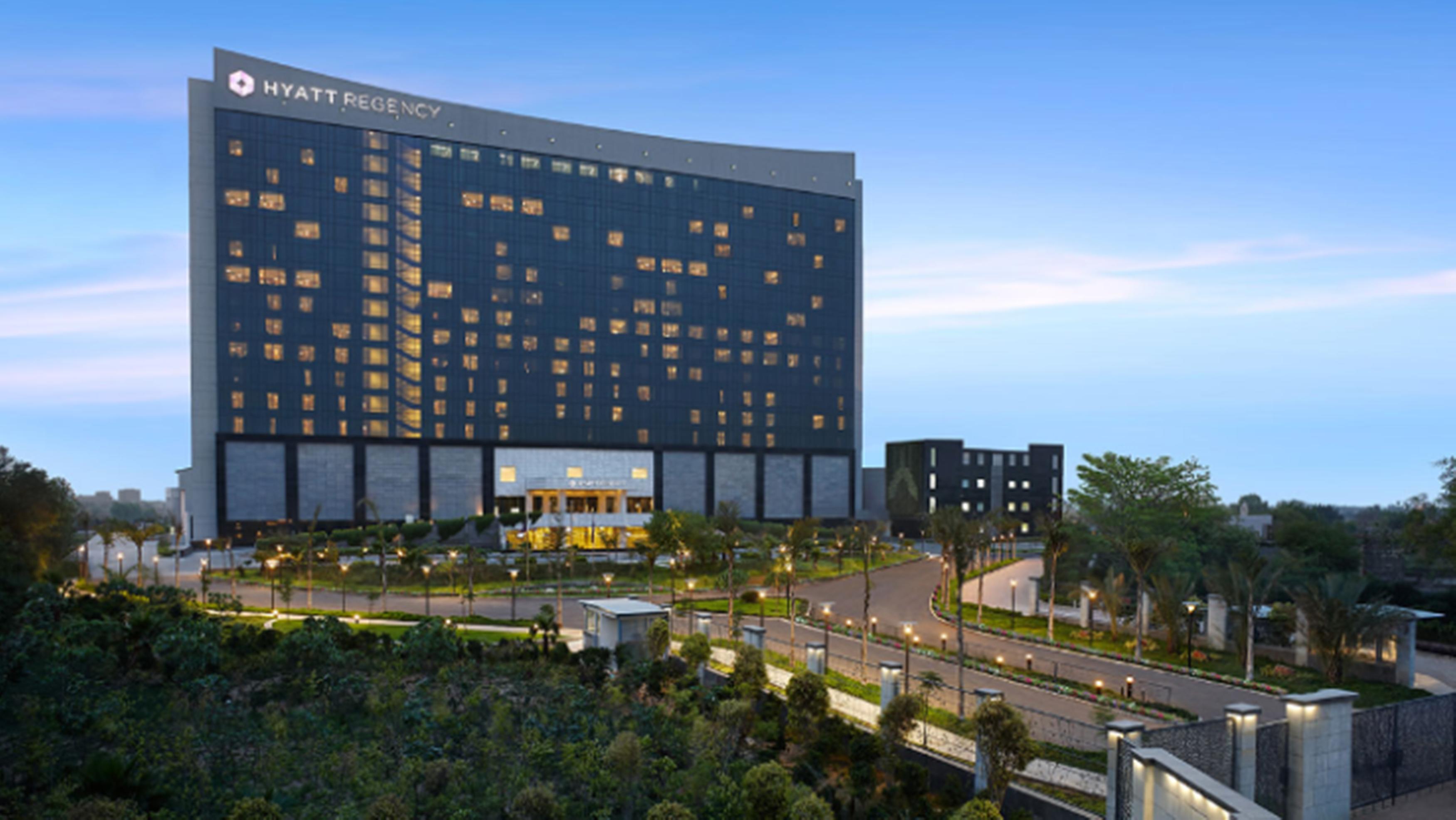 Hyatt Regency Gurgaon Hotel Exterior foto